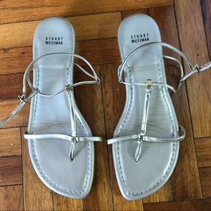 Chic strappy sandals